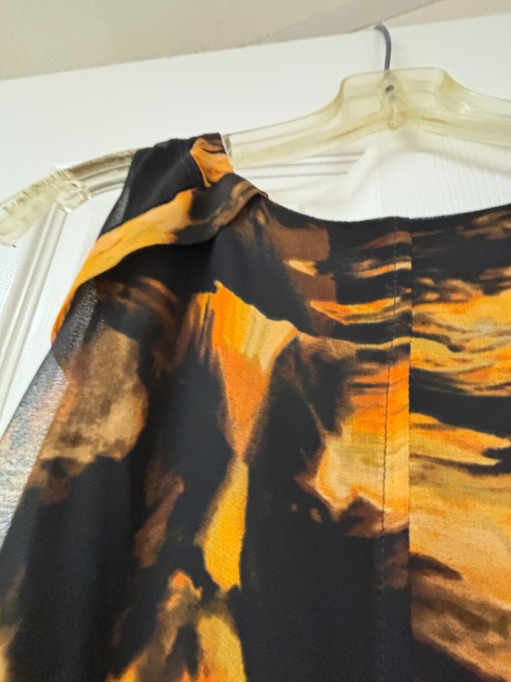 Vera Wang Dress Size M - Never Worn - Layered, Belted, Accents - Picture 9 of 16